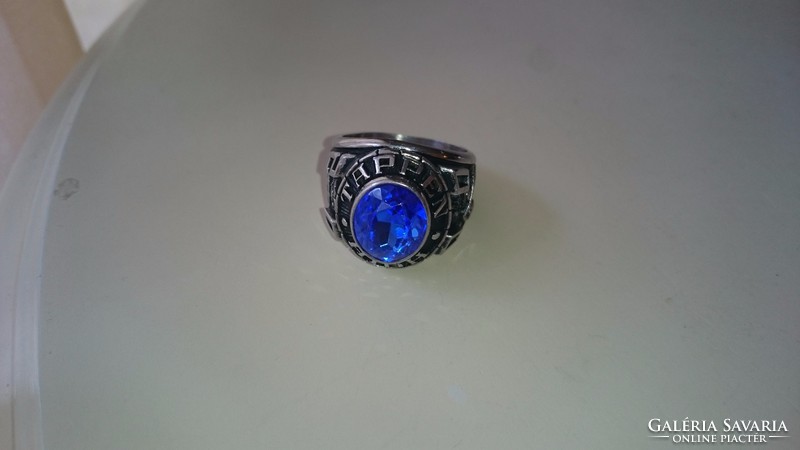 Amerikai (High Scool) Középiskolai emlékgyűrű TAPPEN. 2000- es év.Gyönyörű zafir kék kővel. 