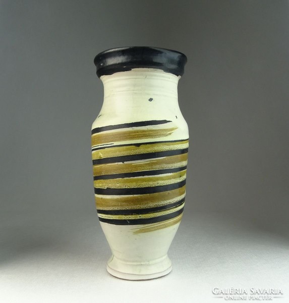 0N548 Régi hibátlan Gorka Lívia kerámia váza 23 cm