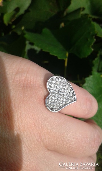 68db szikrázó mikrocirkonnal díszített jelzett SZÍV ezüstgyűrű