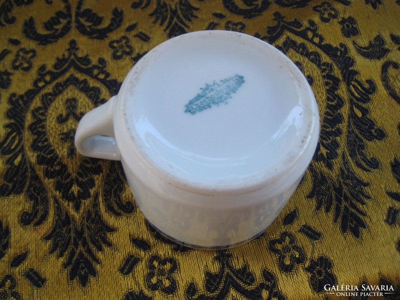Antik csésze ,   9,5 cm  , jelzett