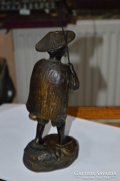 Régi kínai sárgaréz figura