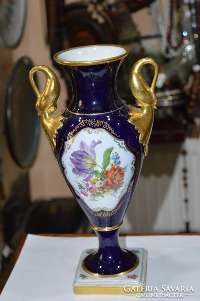 Német aranyozott váza