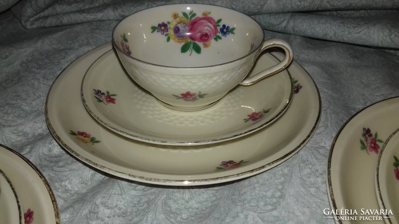 I recommend!!! Together with 2 8-piece thomas ivory/ germany porcelain breakfast set cup + saucer