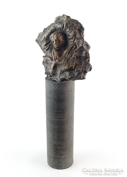 0O207 Kortárs bronz kisplasztika : Ima 28 cm
