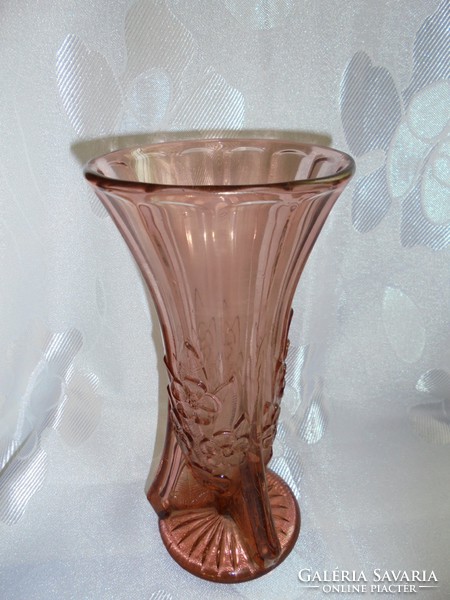 Beautiful Art Nouveau glass vase