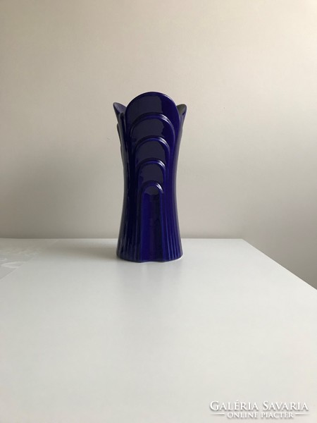 Kék színű váza 25 cm magas