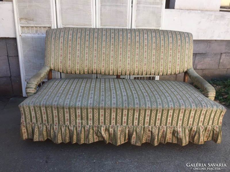 Különleges formájú kanapé,szófa..garnitúra része