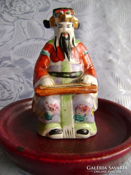 Antik kínai porcelán szobor