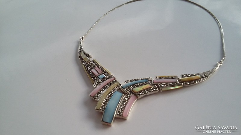 Beautiful silver mother of pearl necklace