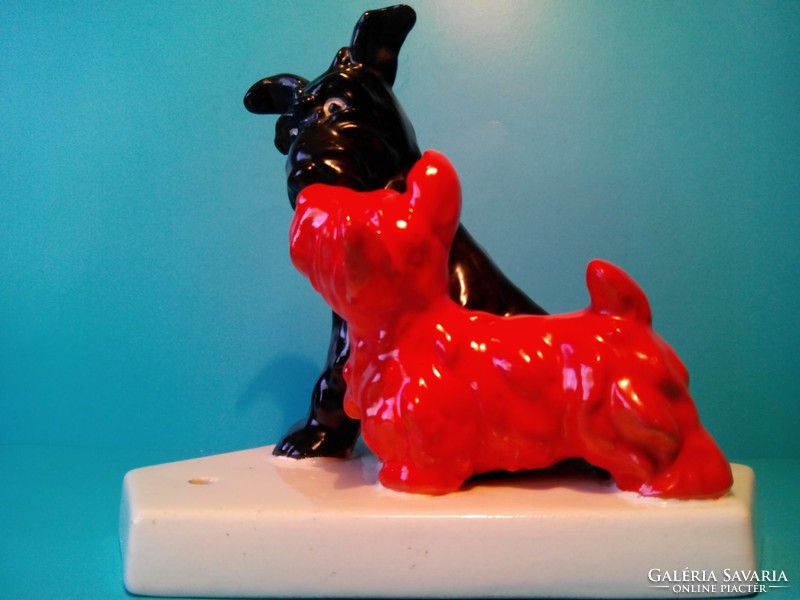 Ritka gyűjtői eredeti GOEBEL porcelán kutyák kutya terrier pár jelzett