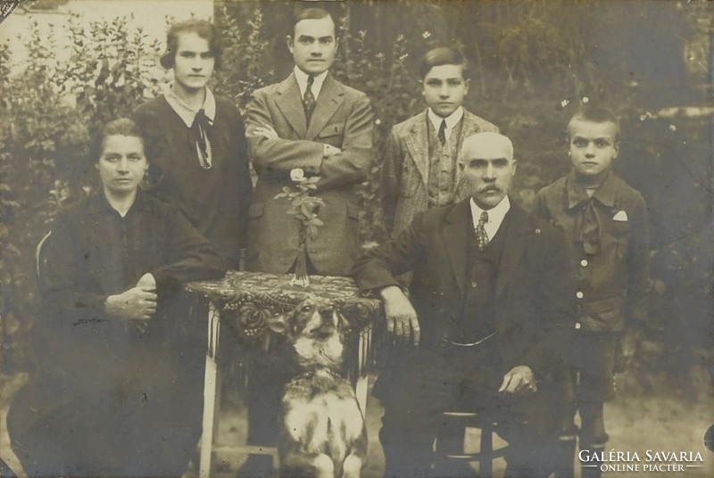 0O897 Régi családi fotográfia 1930