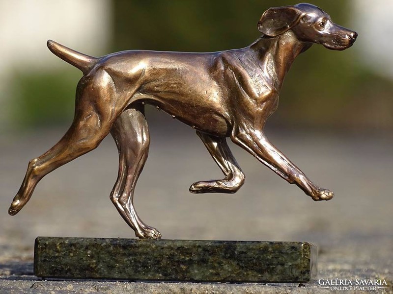 Running Weimaraner bronze statue