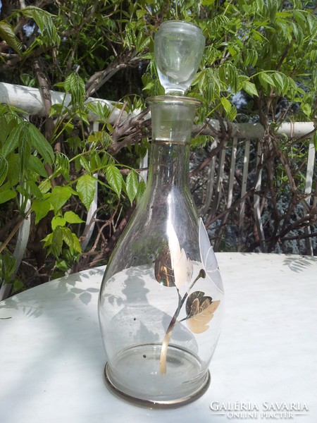 Retro gold leaf bottle