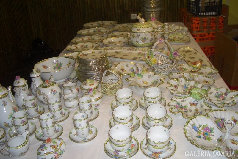 Antique! Luxury 320 pieces.Herendi Victorian Porcelain Collection!