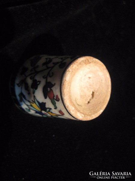 Zsolnay  , antik , kézi festésű , monogramos   , pohárka   5,5 cm