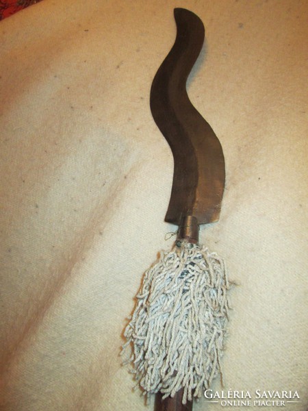 Chinese damask spear with wavy blade