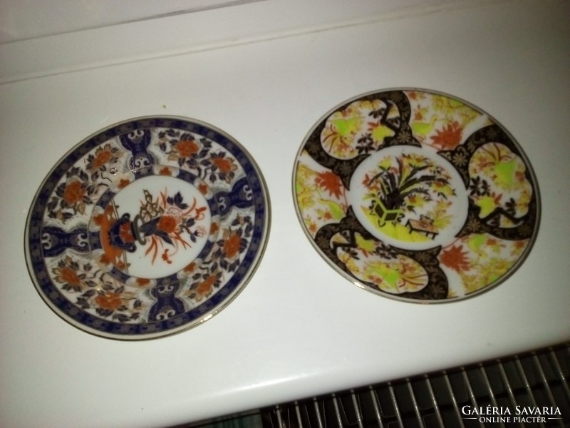 2 db japán kézzel festett tányérka