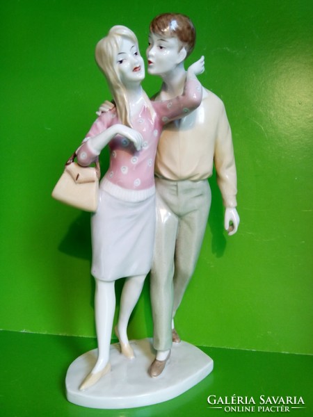 Unterweissbach szerelmes pár porcelán figura