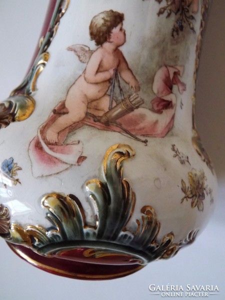 27 cm flawless majolica vase with angels