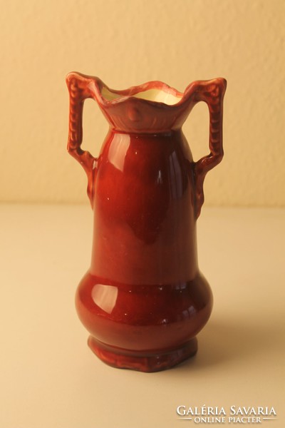 Szecessziós kerámia váza jelenetes díszítéssel