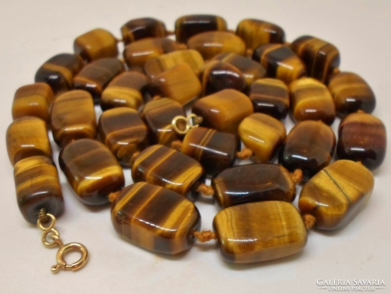 Wonderful antique deco tiger eye necklace with 14kt gold clasp