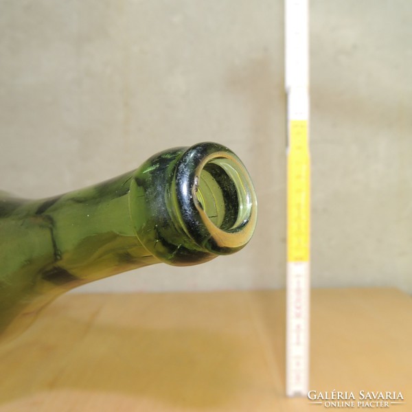 "0.55l" zöld sörösüveg