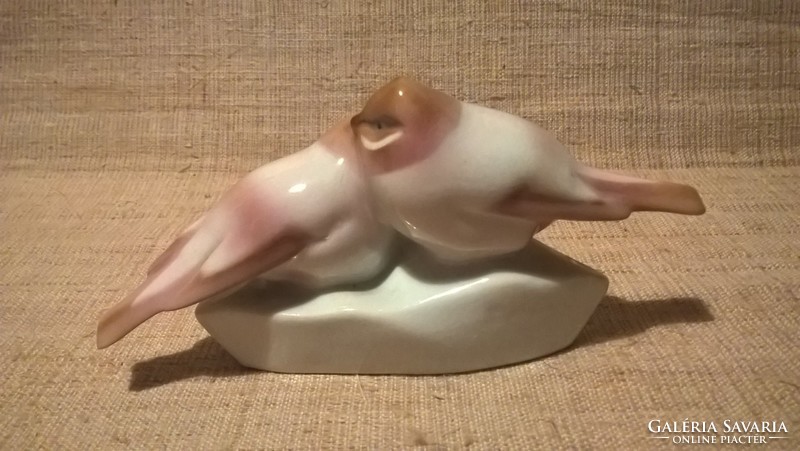 Régi jelzett Zsolnay Sinkó porcelán szerelmes madárkák
