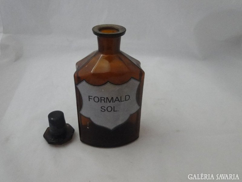8608 Antik patika üveg FORMALD SOL