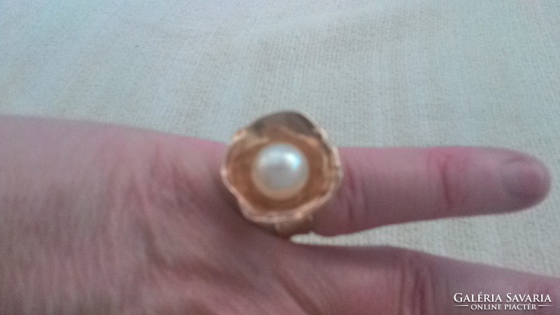 Israeli silver-gold ring with pearls