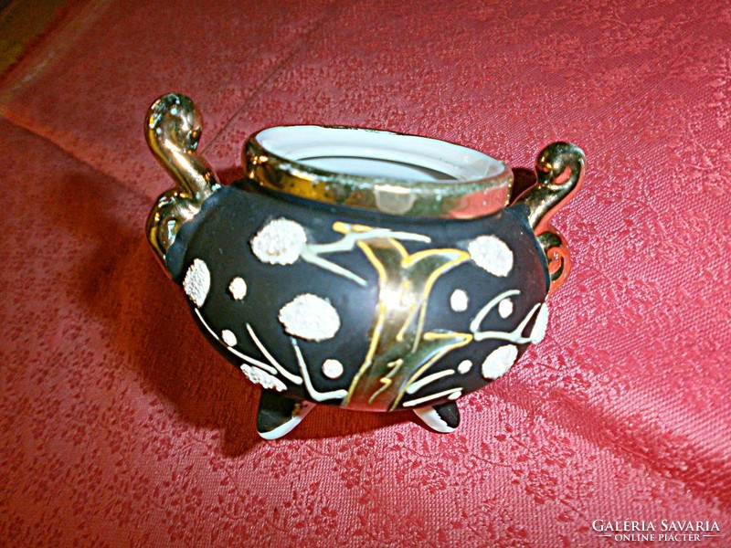 Antique Japanese porcelain incense burner