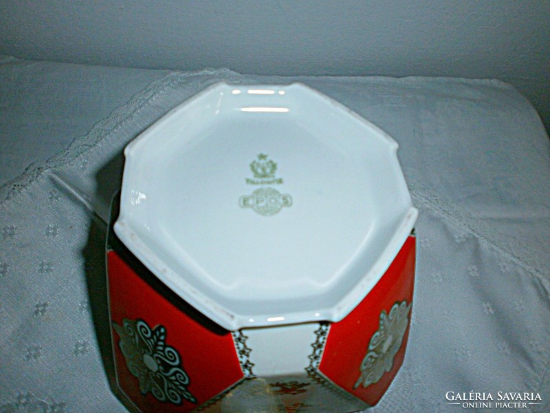 Beautiful porcelain centerpiece, bon-bon holder, sugar holder,...
