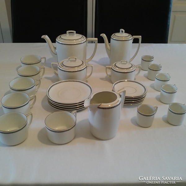 Elegáns, görög mintás porcelán kávés és teás készlet