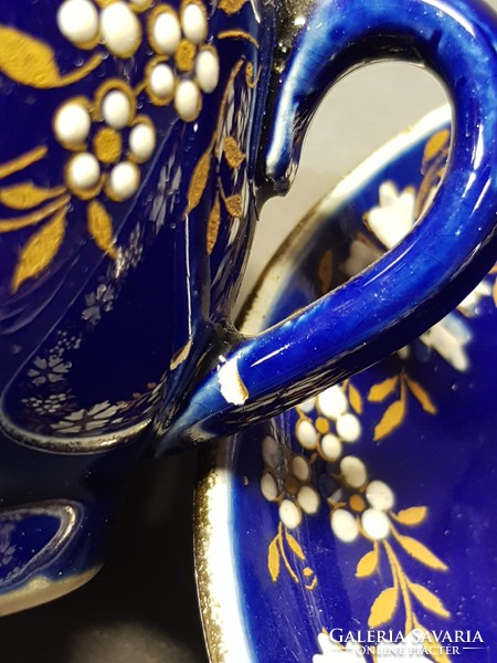 4 blue sarreguemines majolica coffee cups with cornflower bottoms