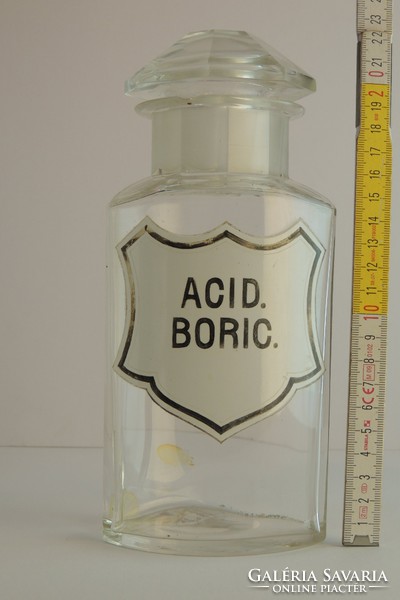 "Acid. Boric." patikaüveg