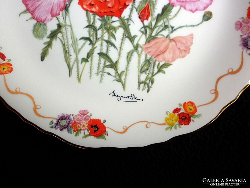 Romantic English wall decoration, porcelain wall plate