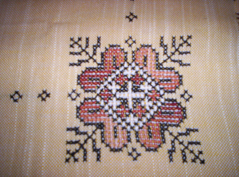 Cross-stitch small tablecloth, 4 pcs x