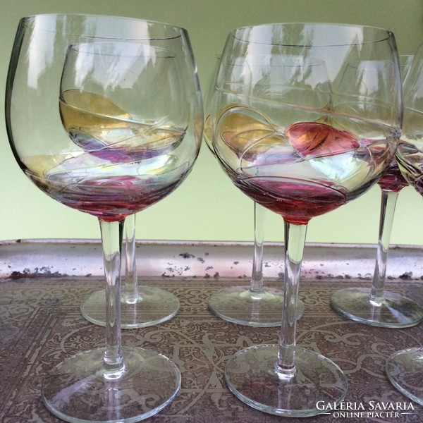 6 glasses with colorful decor