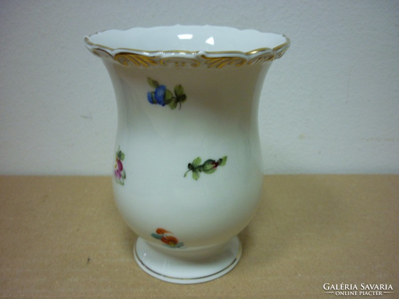 Herend vase with floral pattern