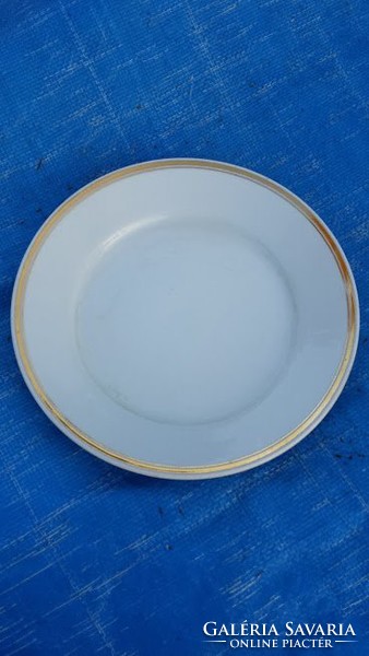 Zsolnay jelzett porcelán arany csíkos lapos tányér