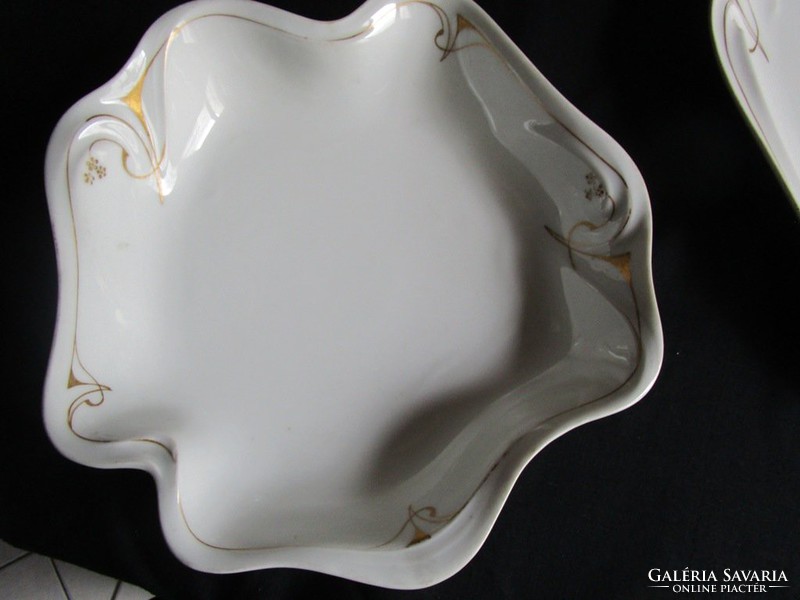 Art Nouveau shape and pattern porcelain bowl offering set of 5 gilded carlsbad austria marked