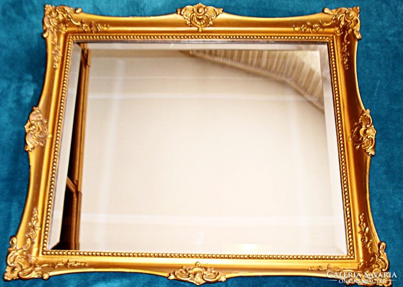 Elegáns antik blondel keretes metszett fali tükör (72 X 62 cm)