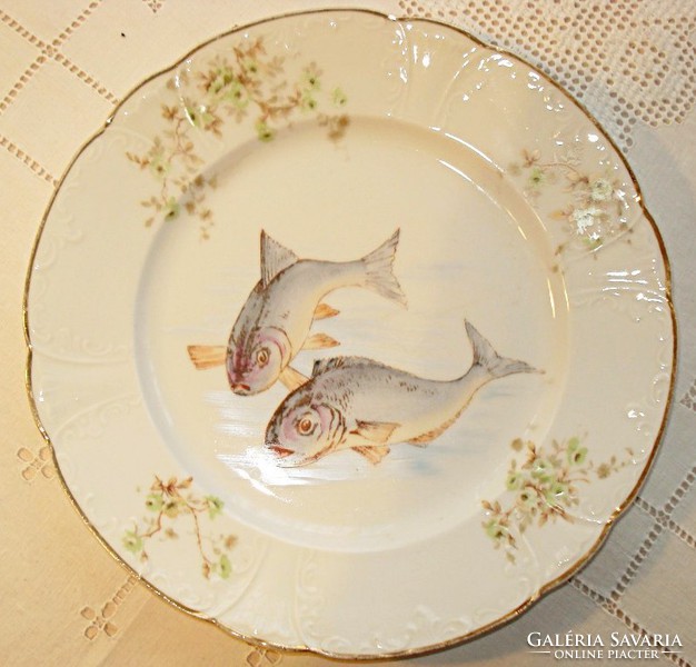 Antik halas vacsorázó készlet 6 db tányér + 5 db szálkás, csontos tányér
