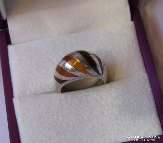 Special handcrafted silver ring with amber