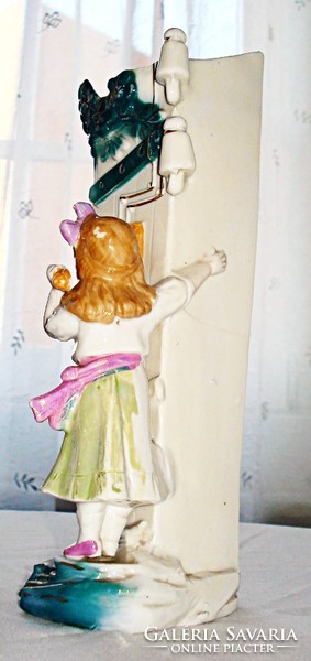 Szecessziós, telefonáló kislány, kézzel festett antik váza