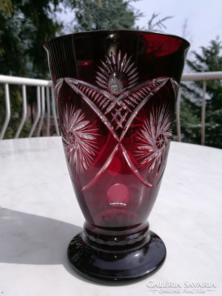 Purple crystal vase,
