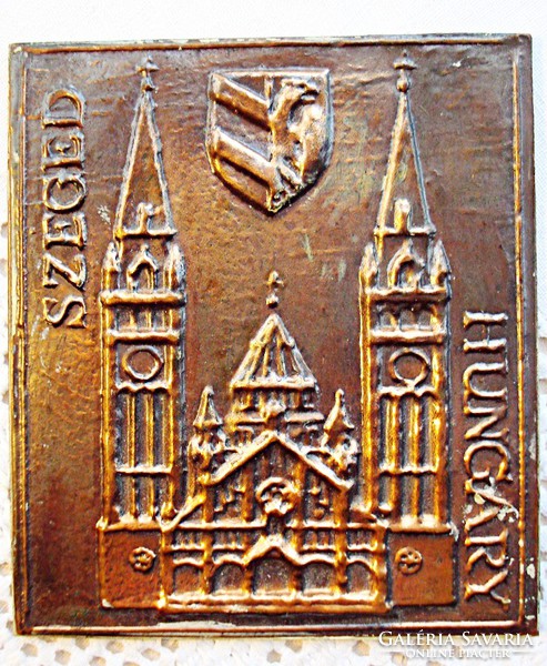 Bronze plaque depicting the Votive Church in Szeged