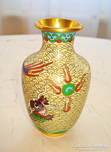 Sárkányokkal díszített, régi keleti tűzzománc váza