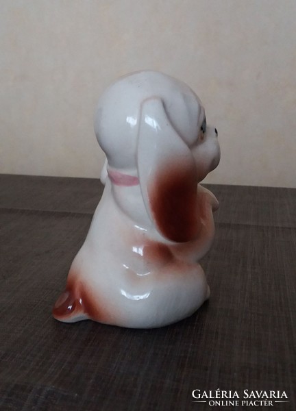 Porcelán kutya figura