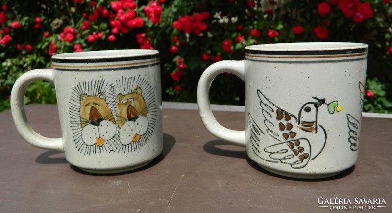 PÁROKNAK BÖGRE PÁROS OROSZLÁNOK ÉS GALAMBOK Kézzel festett teás csésze pár