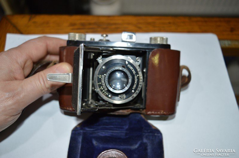 Compur típusú fényképezőgép